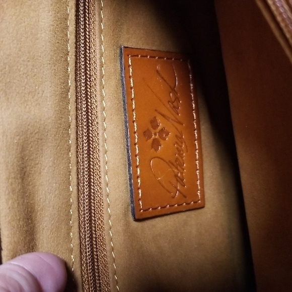 Patricia Nash Larone Tooled Leather Shoulder Bag - Picture 6 of 8